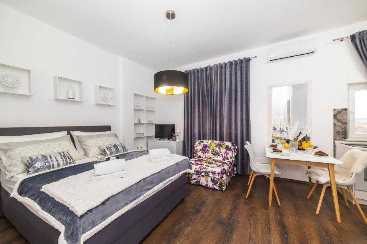 Kaštela Ipm Apartments מראה חיצוני תמונה