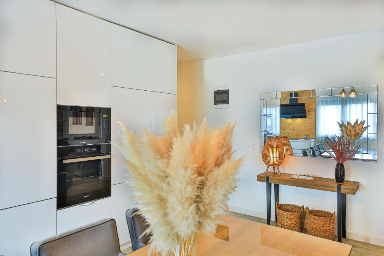 Kaštela Ipm Apartments מראה חיצוני תמונה
