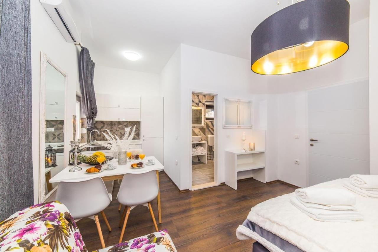 Kaštela Ipm Apartments מראה חיצוני תמונה