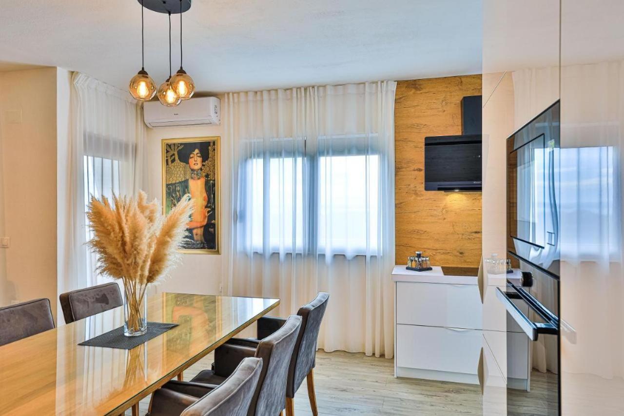 Kaštela Ipm Apartments מראה חיצוני תמונה
