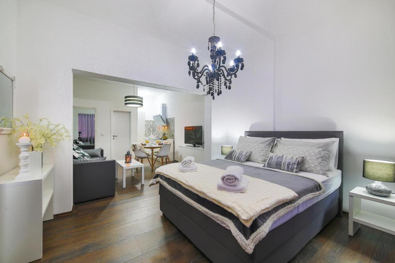 Kaštela Ipm Apartments מראה חיצוני תמונה